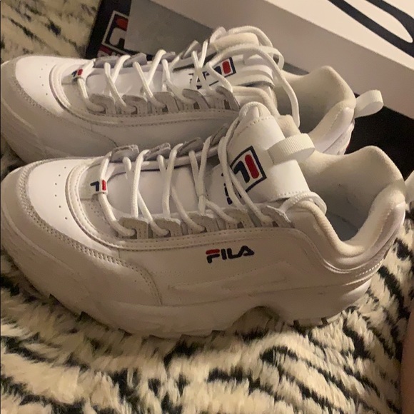 fila disruptor size 9